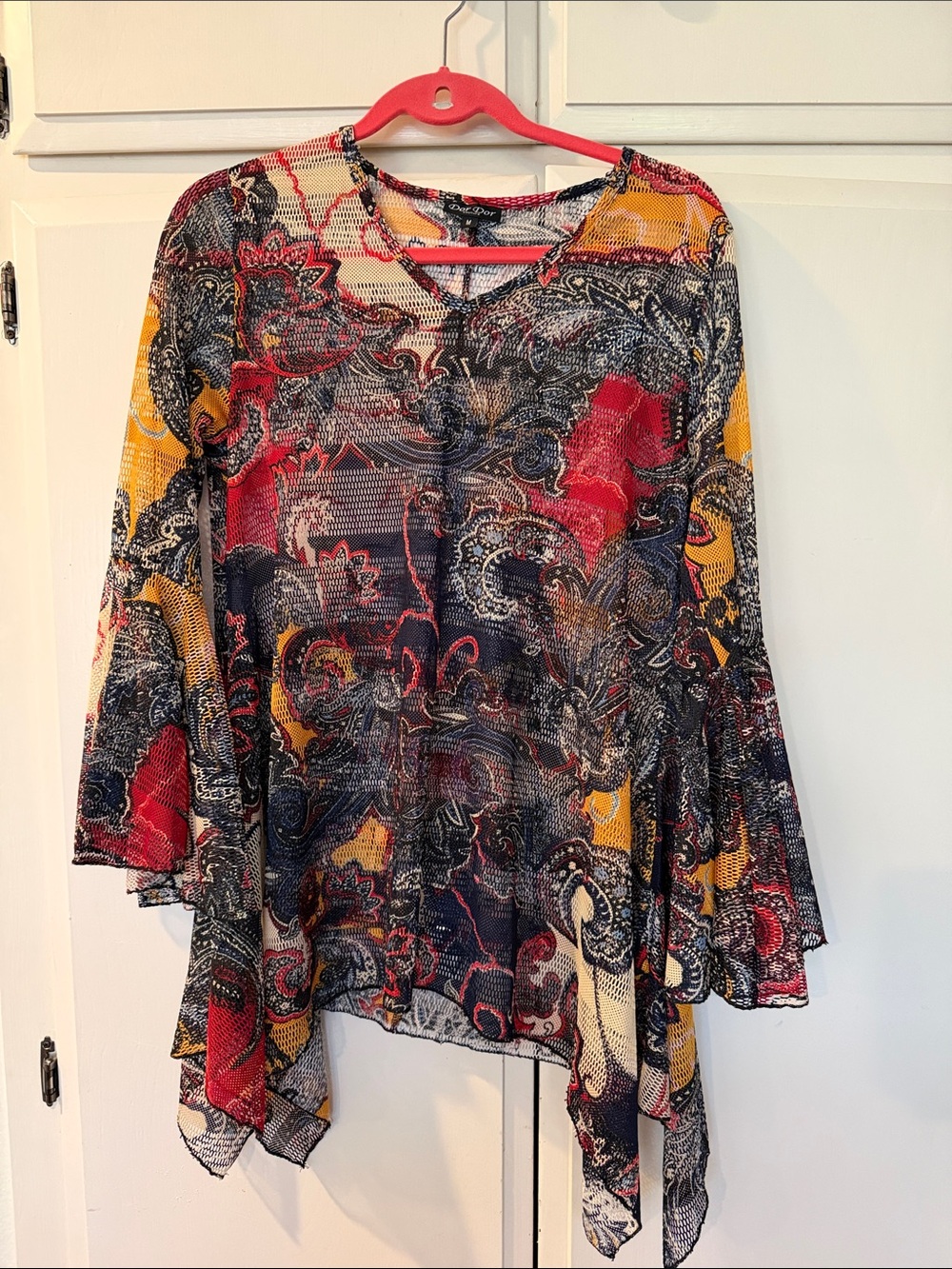 Flowy Paisley V-Neck Tunic Top in Multi-Color